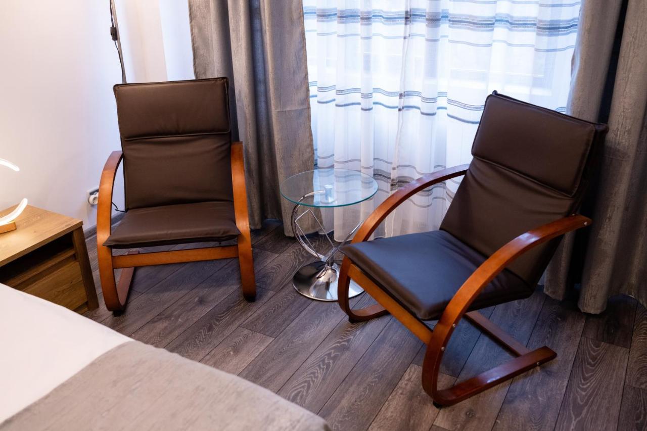Apartament Alessia โดรเบตา-ตูร์นู เซเวริน ภายนอก รูปภาพ