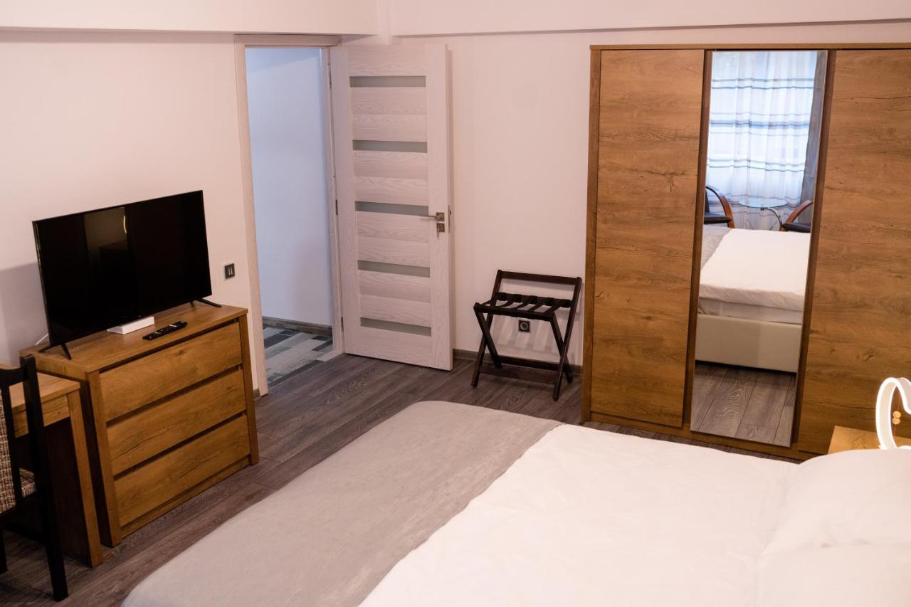 Apartament Alessia โดรเบตา-ตูร์นู เซเวริน ภายนอก รูปภาพ